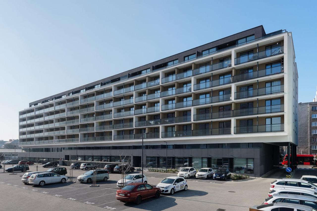 Central Point By Zoom Apartments Bratislava Extérieur photo