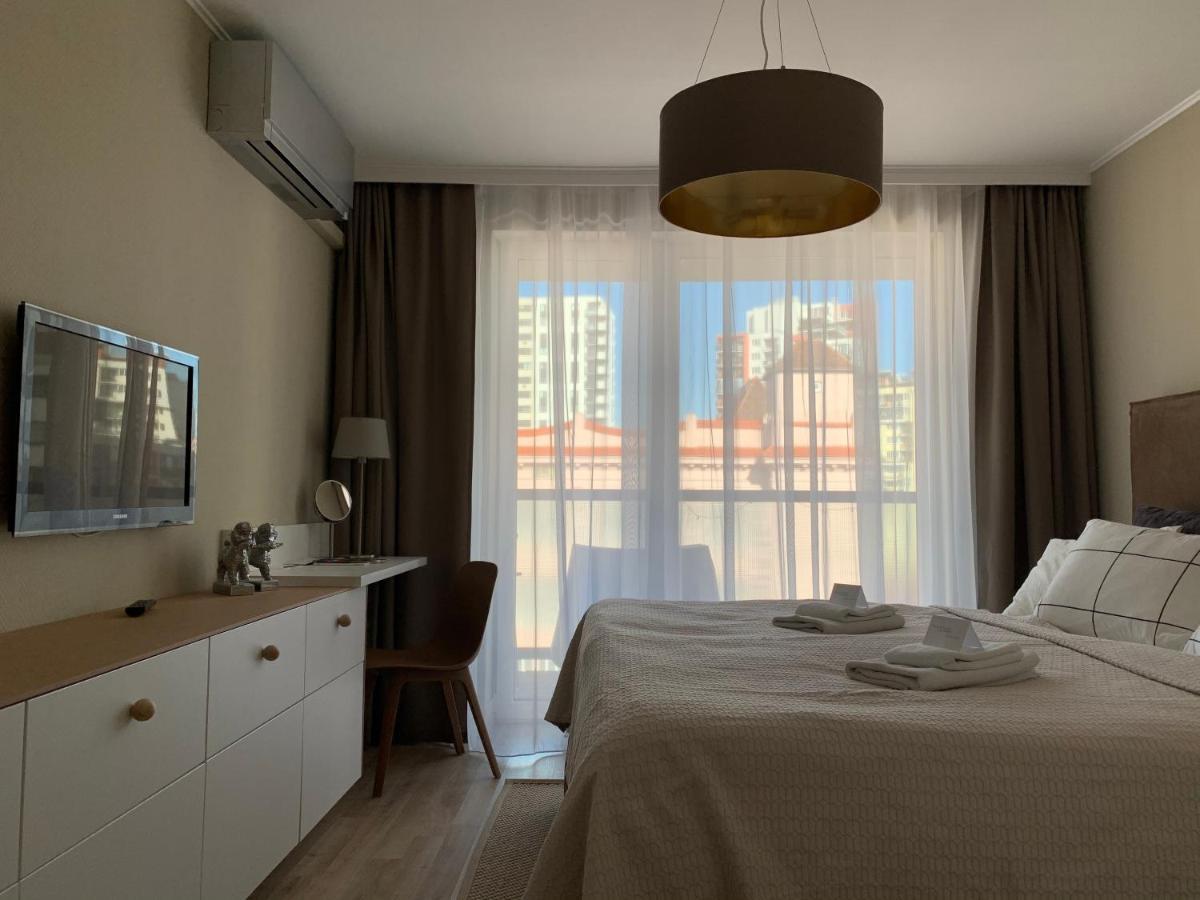 Central Point By Zoom Apartments Bratislava Extérieur photo