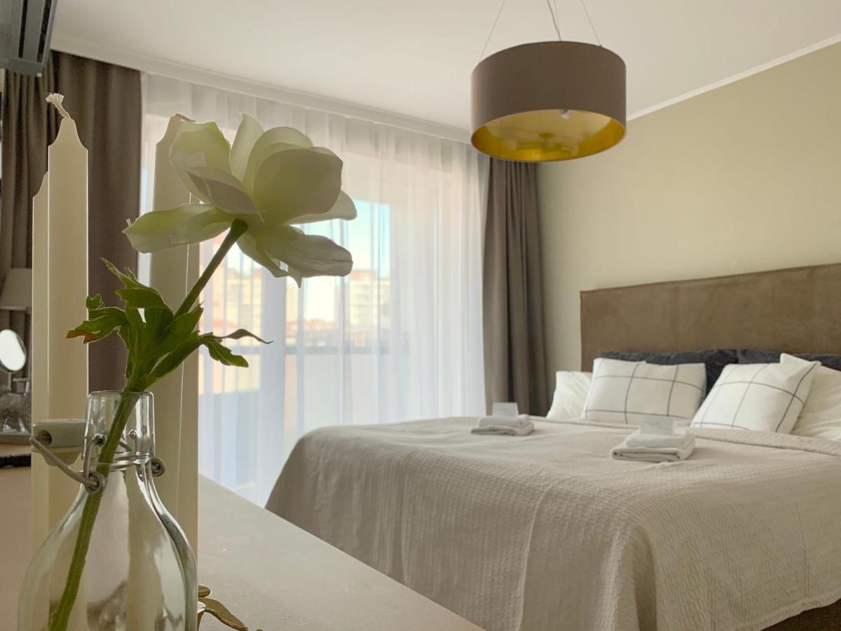 Central Point By Zoom Apartments Bratislava Extérieur photo